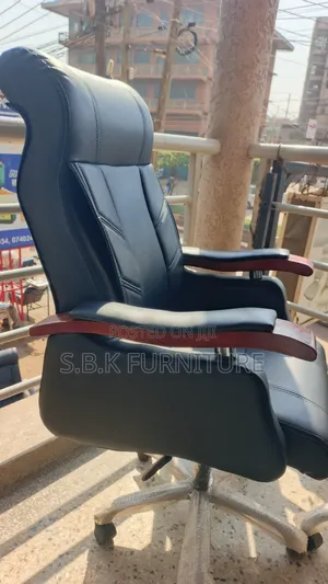 Executive Office Chair
