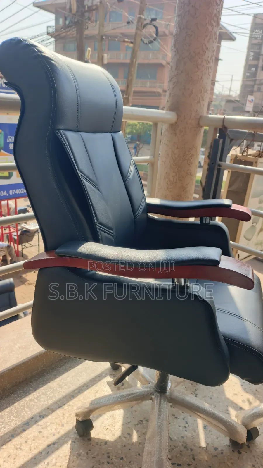 Executive Office Chair