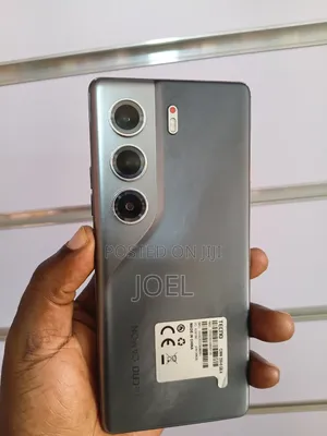 Tecno Camon 40 Pro 5G 256 GB Silver