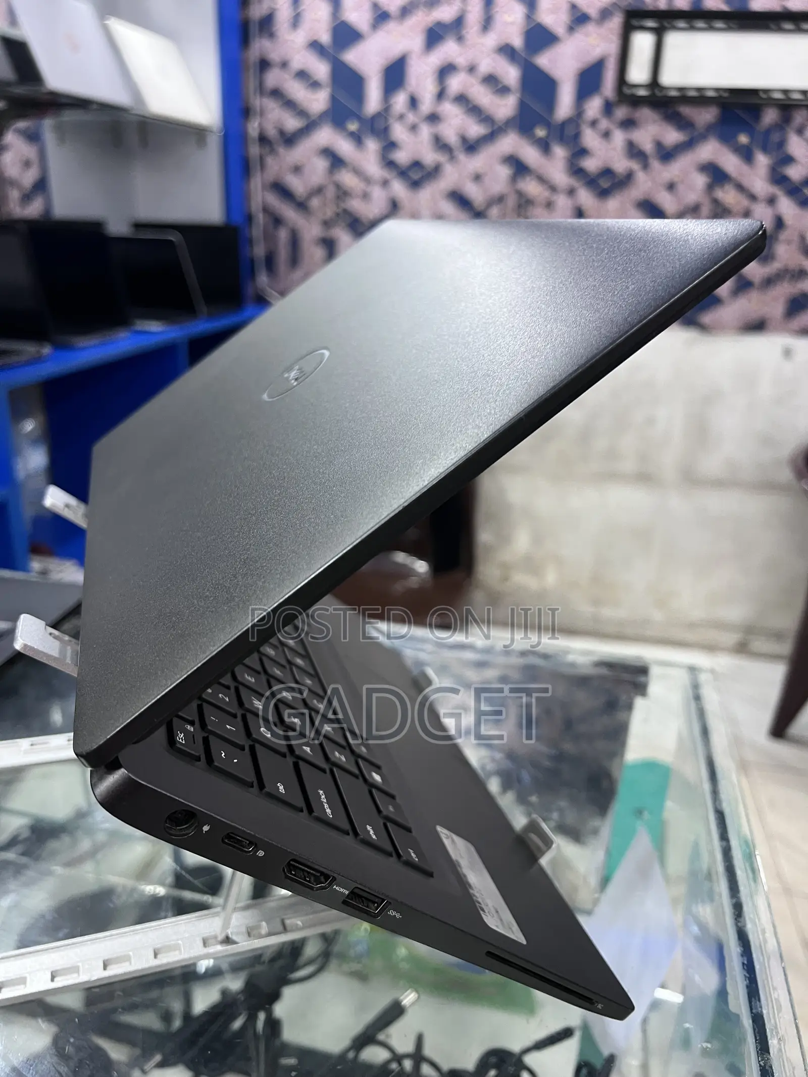 Laptop Dell Latitude 5300 8GB Intel Core i7 SSD 256GB