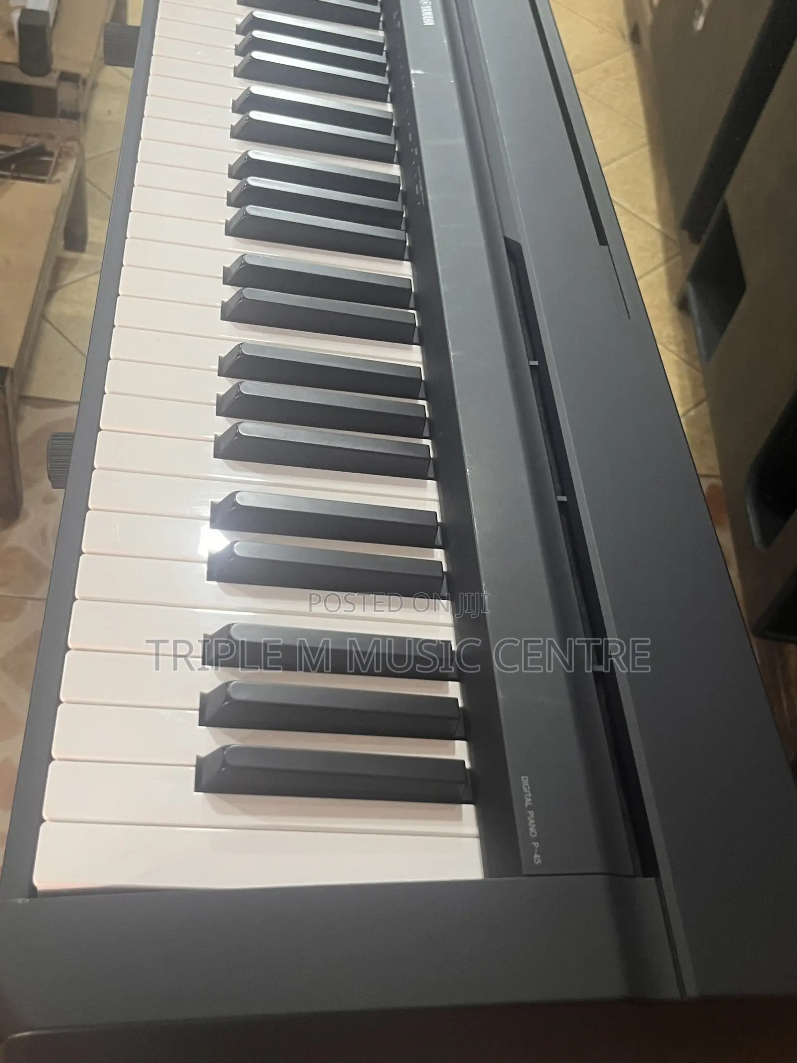 Yamaha P-45 Digital Piano