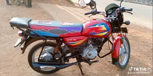 Bajaj CT 125X 2025 Red