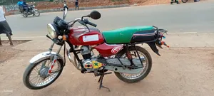 Bajaj CT 125X 2025 Red
