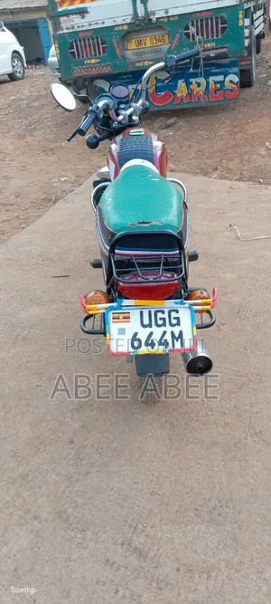 Bajaj CT 125X 2025 Red