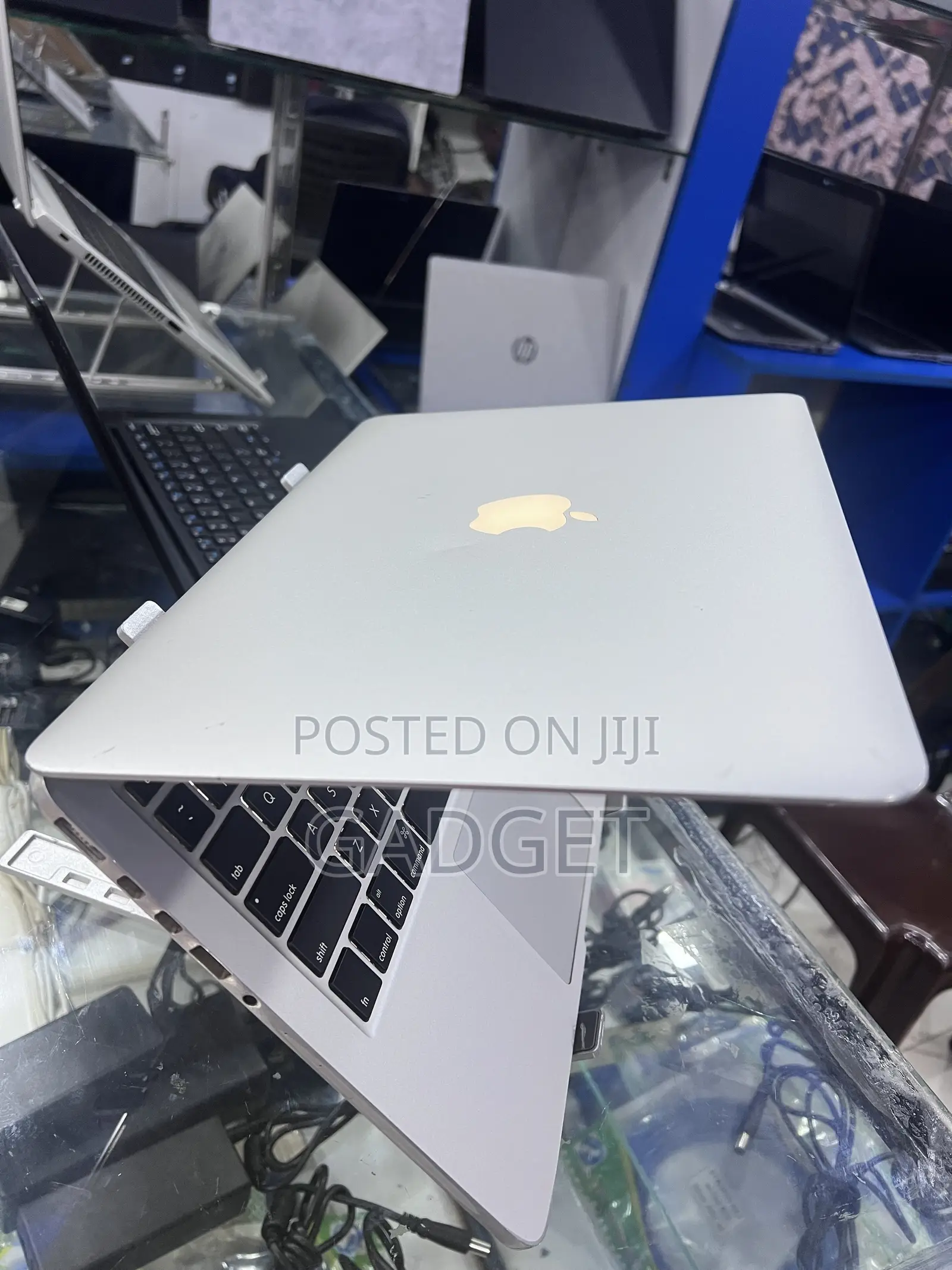 Laptop Apple MacBook Pro 4GB Intel Core i5 SSD 128GB