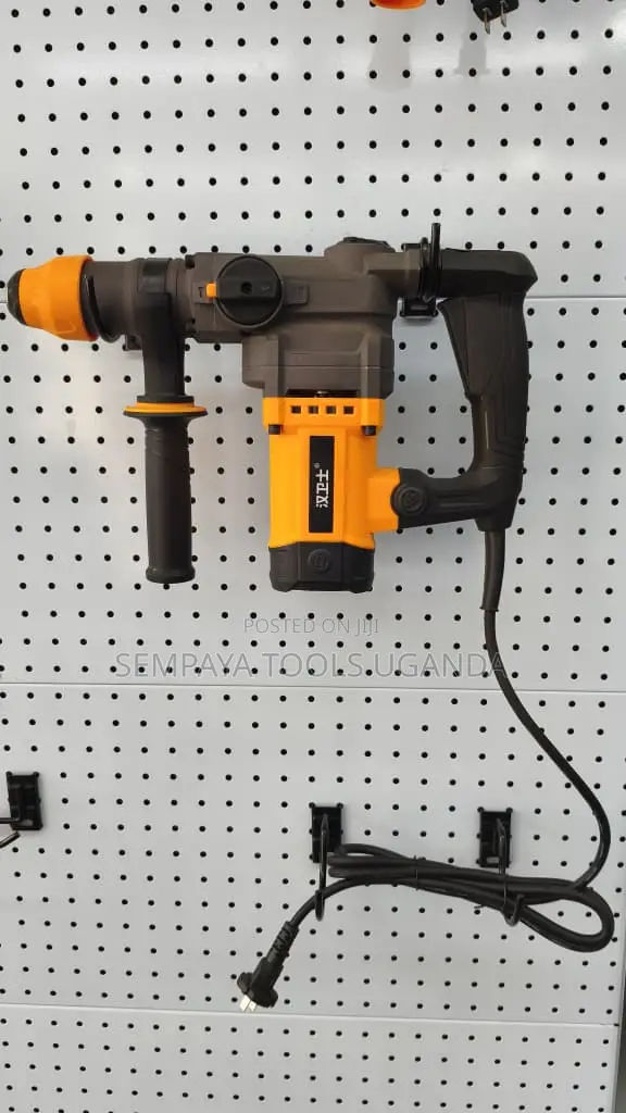 Heavy-Duty Electric Demolition Hammer (Model HWS8228 / 27st-G100)