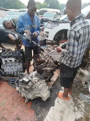 Engine Mechanic