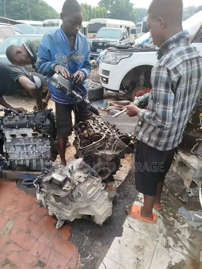Engine Mechanic