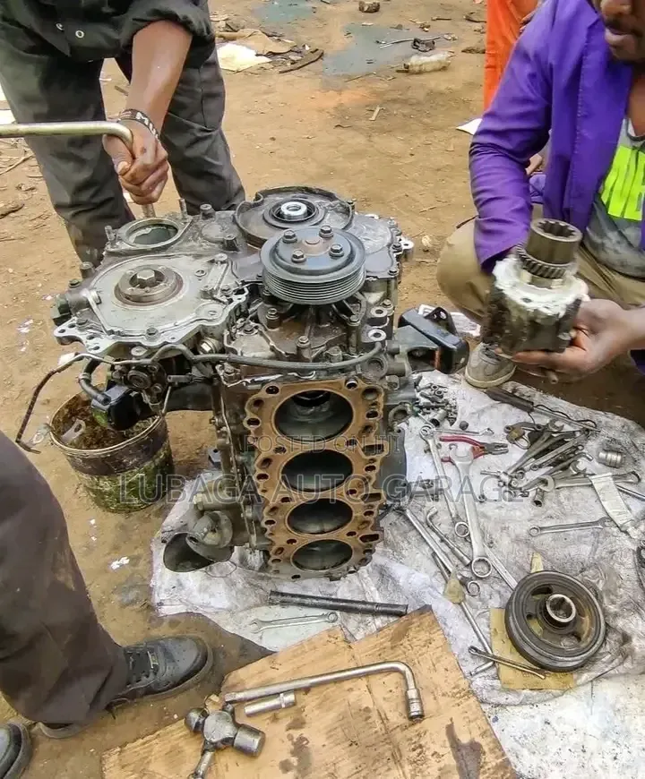 Engine Mechanic