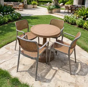 Central Stand Plastic Table and Chairs Plastic Table and Chairs
