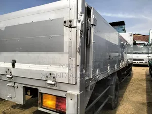 Trucks Trailer.