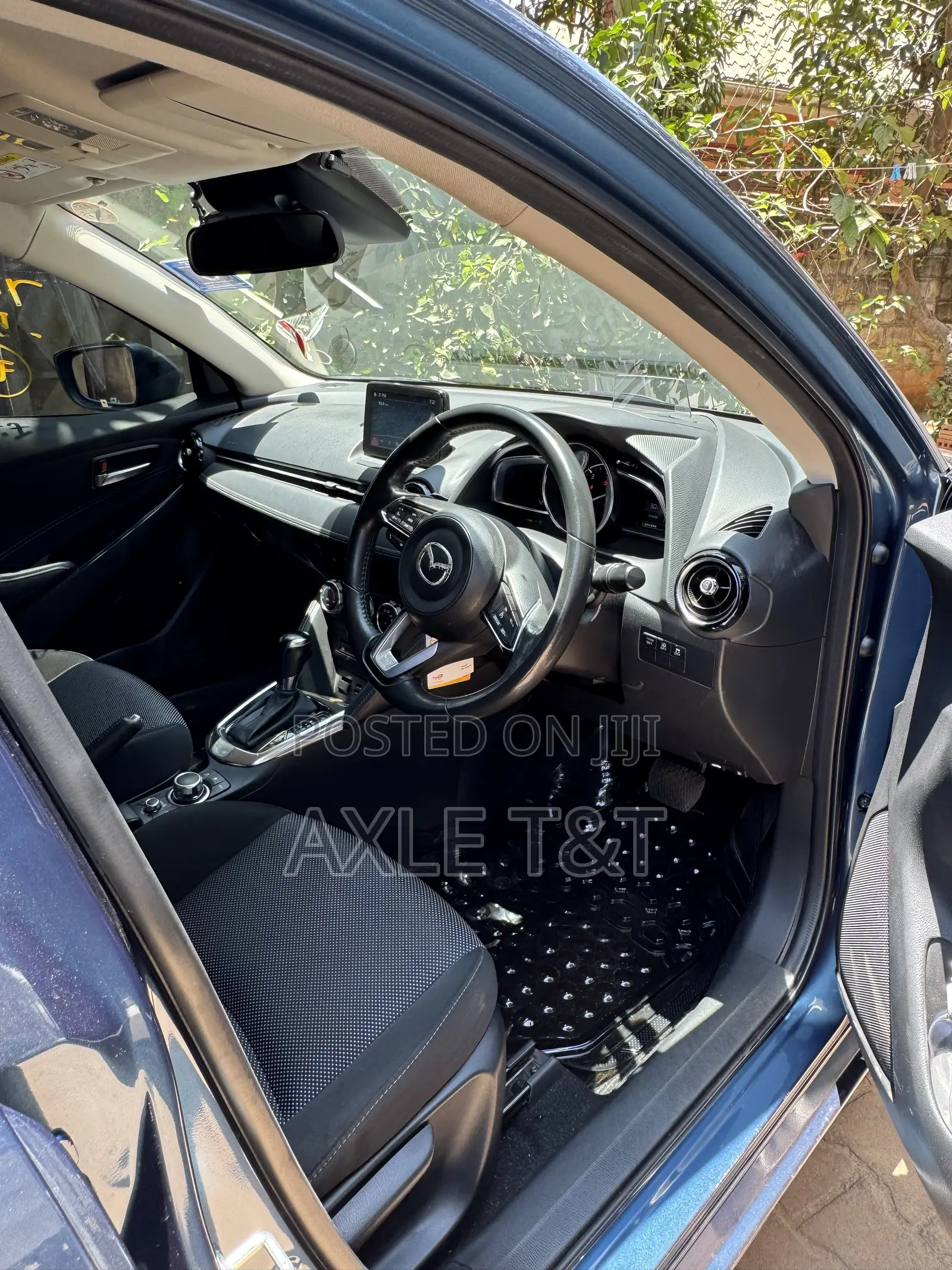 Mazda Demio 2017 Blue
