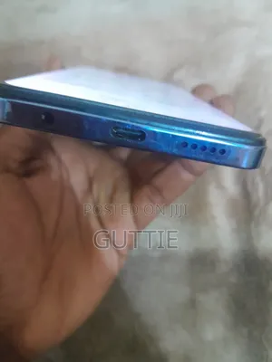 Vivo Y29 128 GB Blue