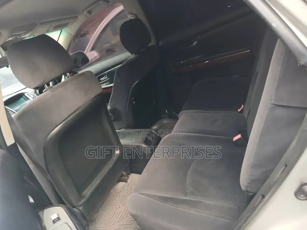 Toyota Harrier 2.4 2011 Silver