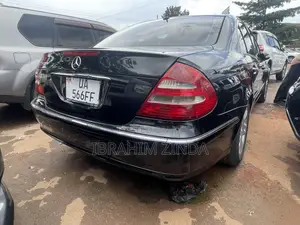 Mercedes-Benz E240 2008 Black