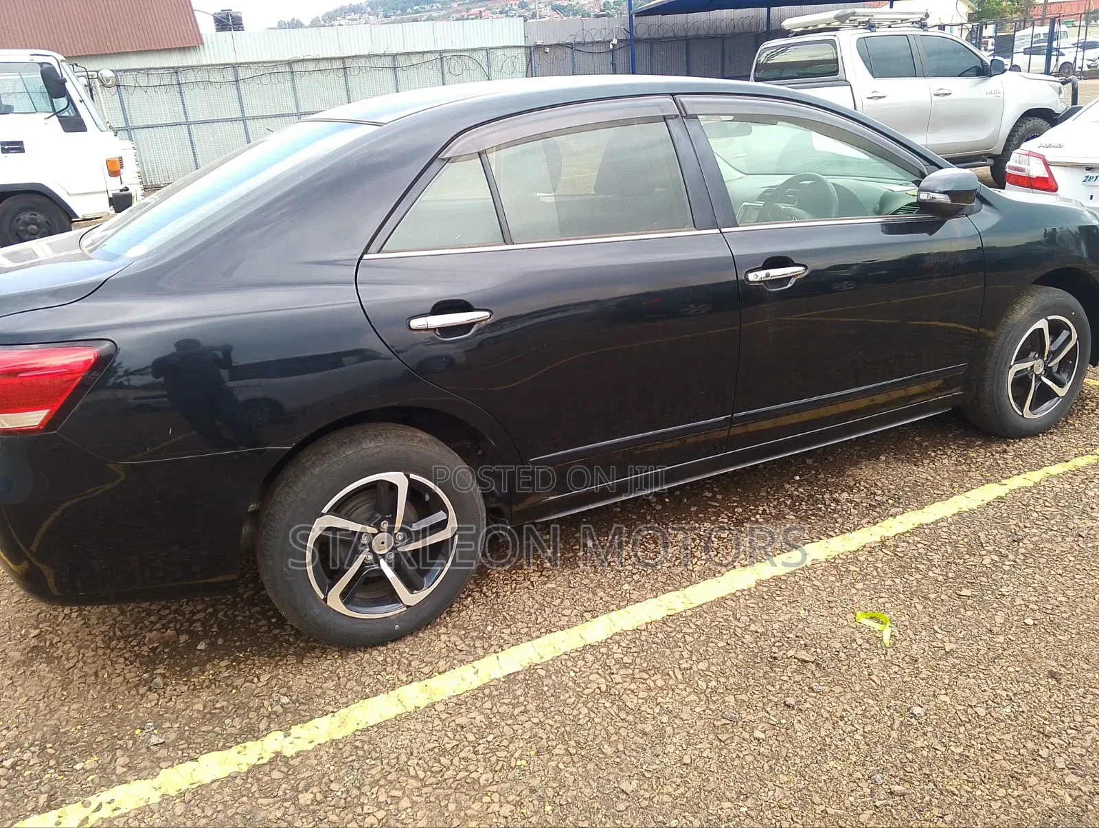 Toyota Premio 2017 Black