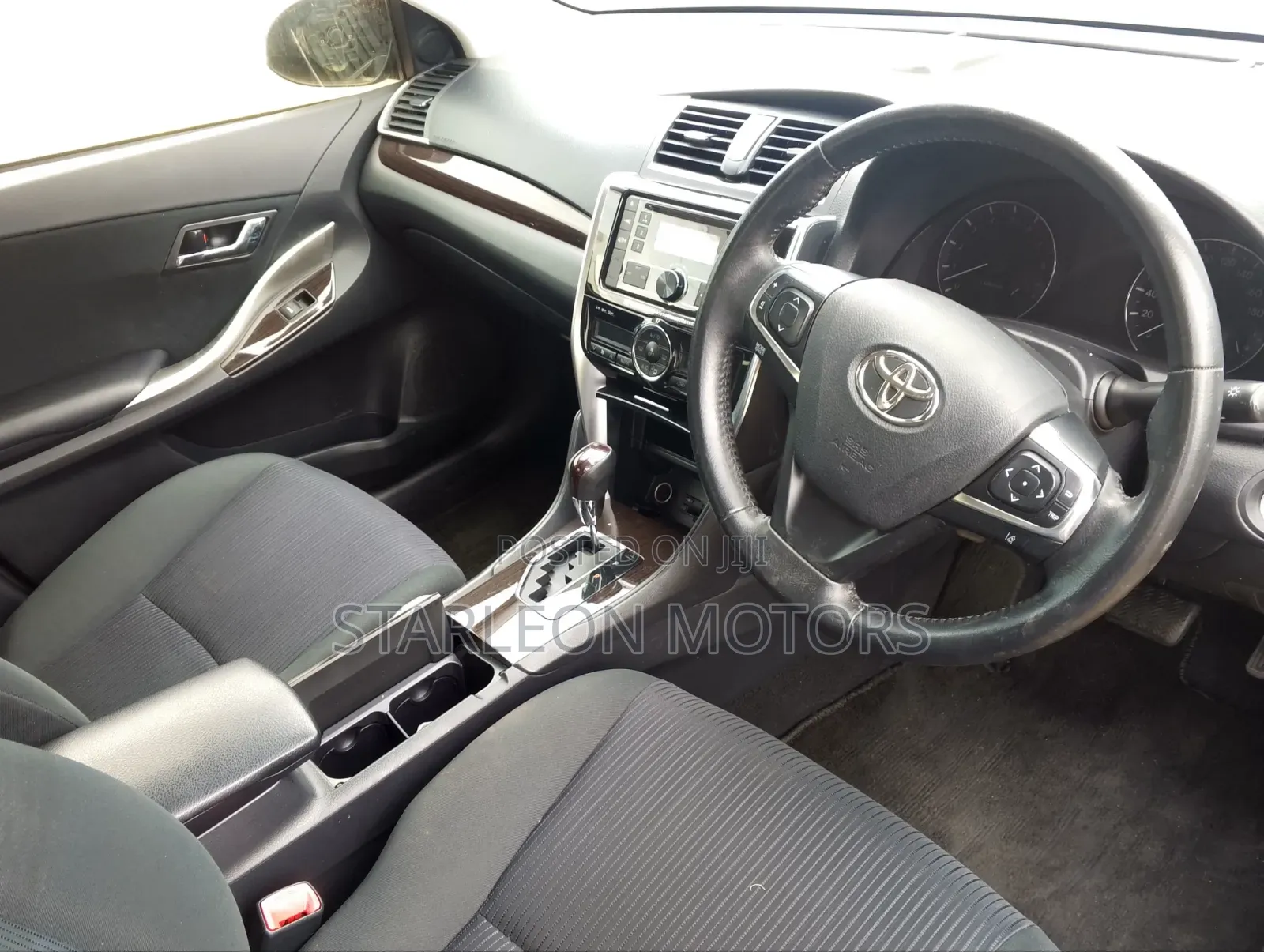 Toyota Premio 2017 Black