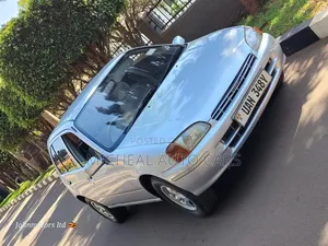 Toyota Starlet 2000 Silver