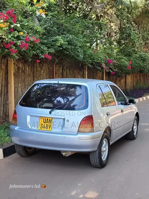 Toyota Starlet 2000 Silver