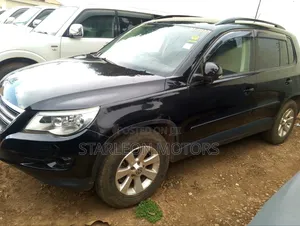 Volkswagen Tiguan 2010 Black