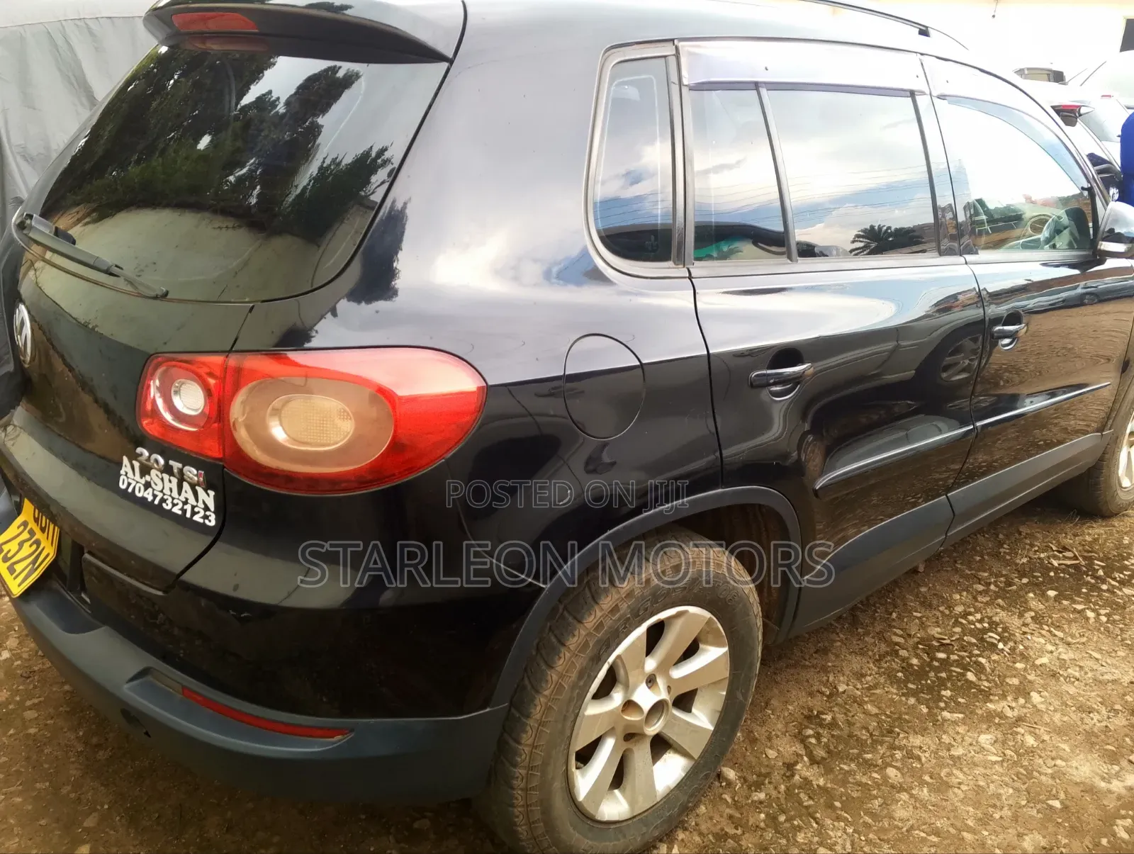 Volkswagen Tiguan 2010 Black
