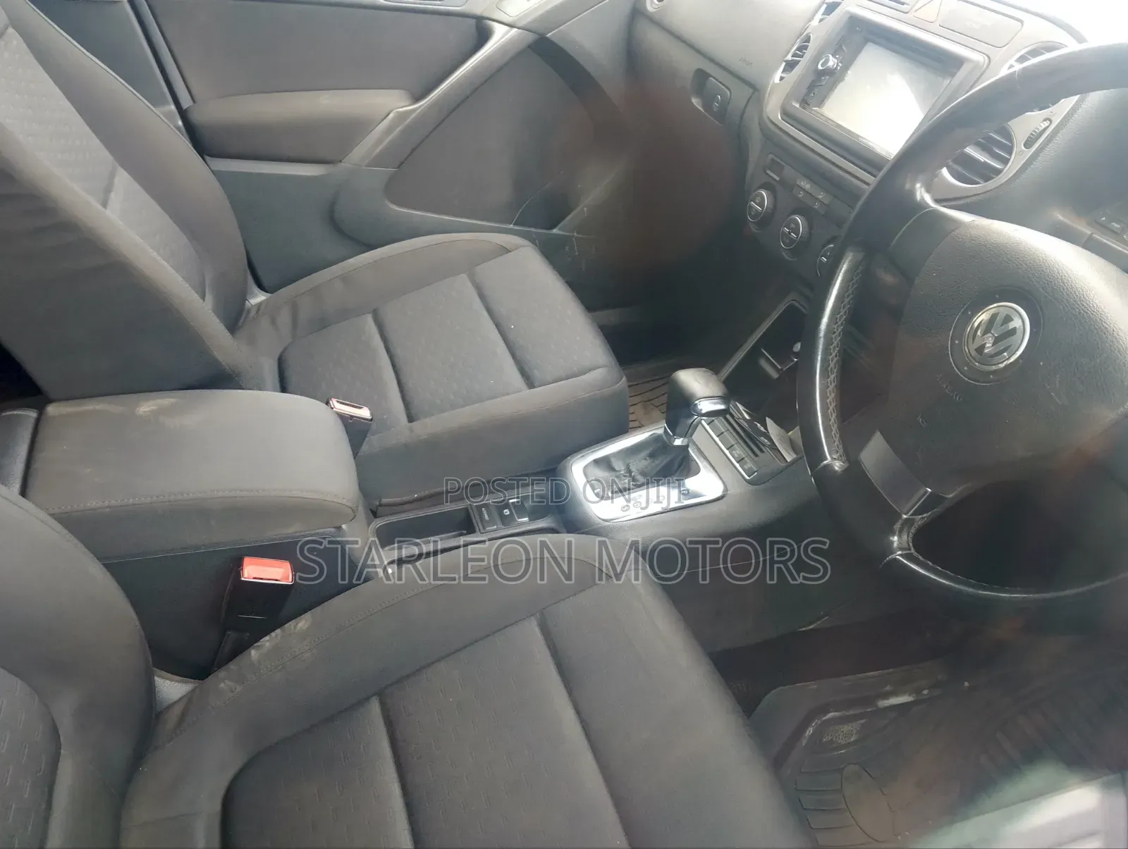 Volkswagen Tiguan 2010 Black