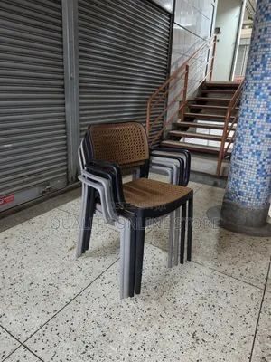 Barcelona Plastic Chairs Plastic Chairs