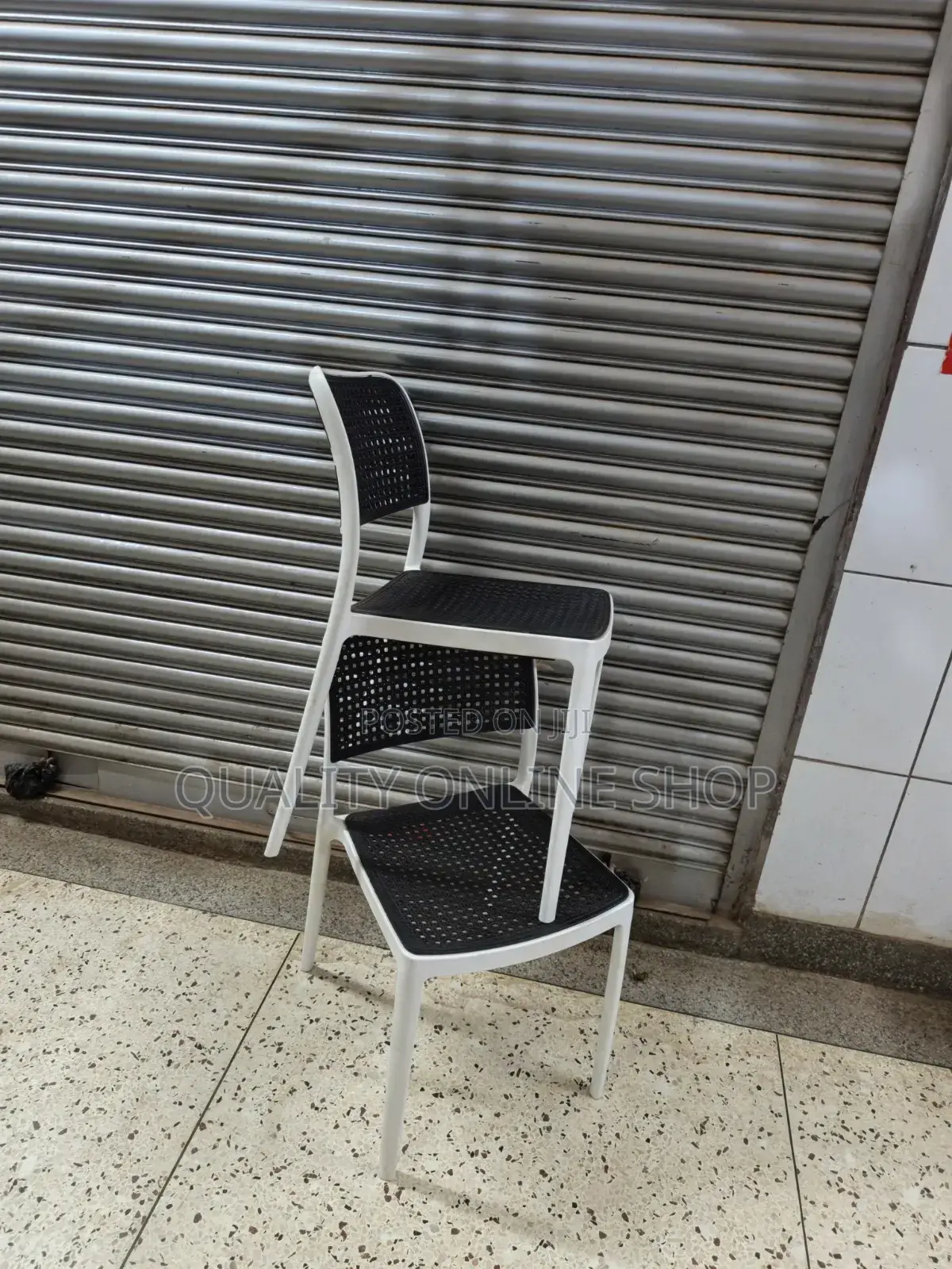 Chelsea Plastic Chairs Plastic Chairs