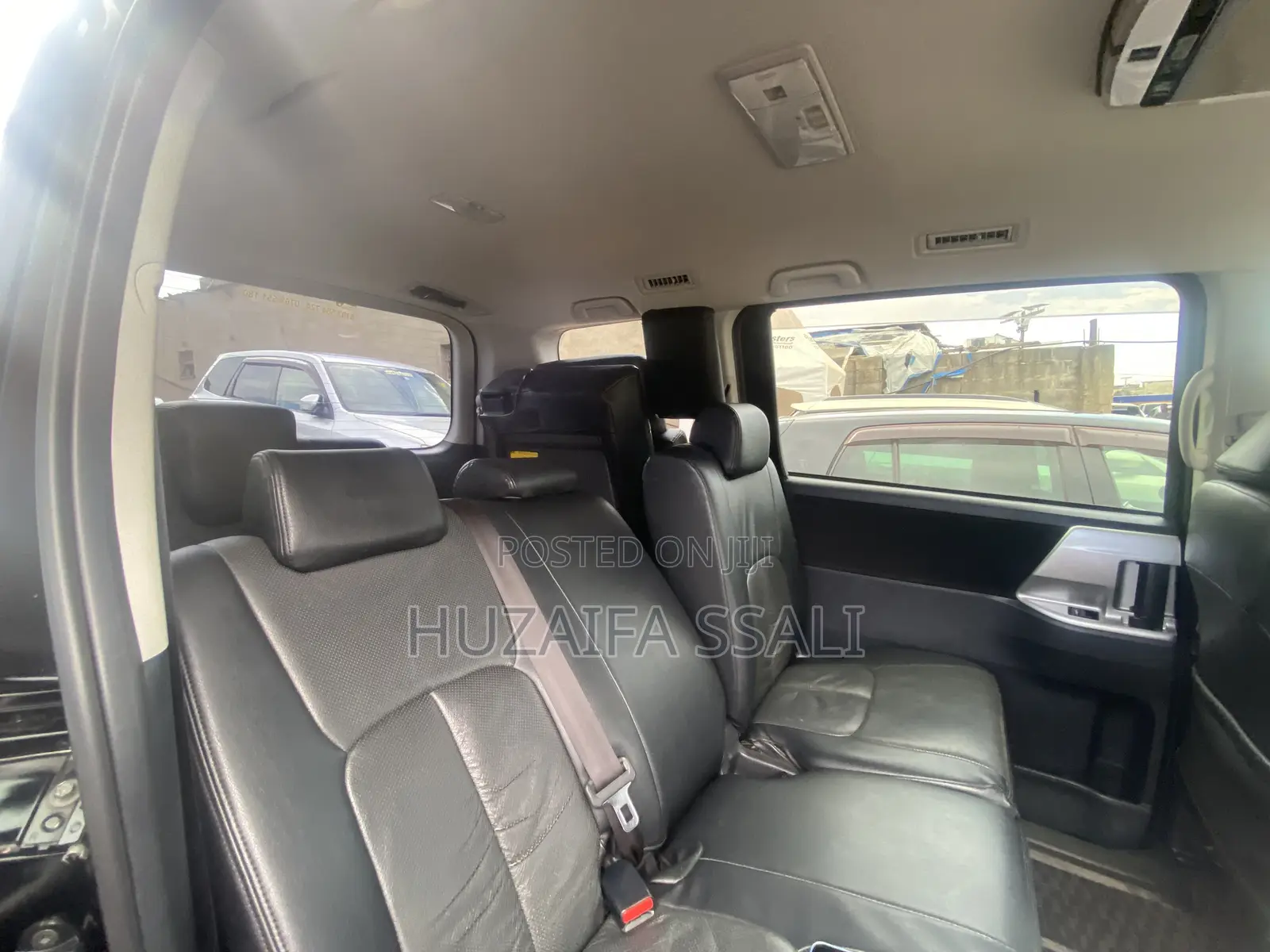 Toyota Noah 2015 Black