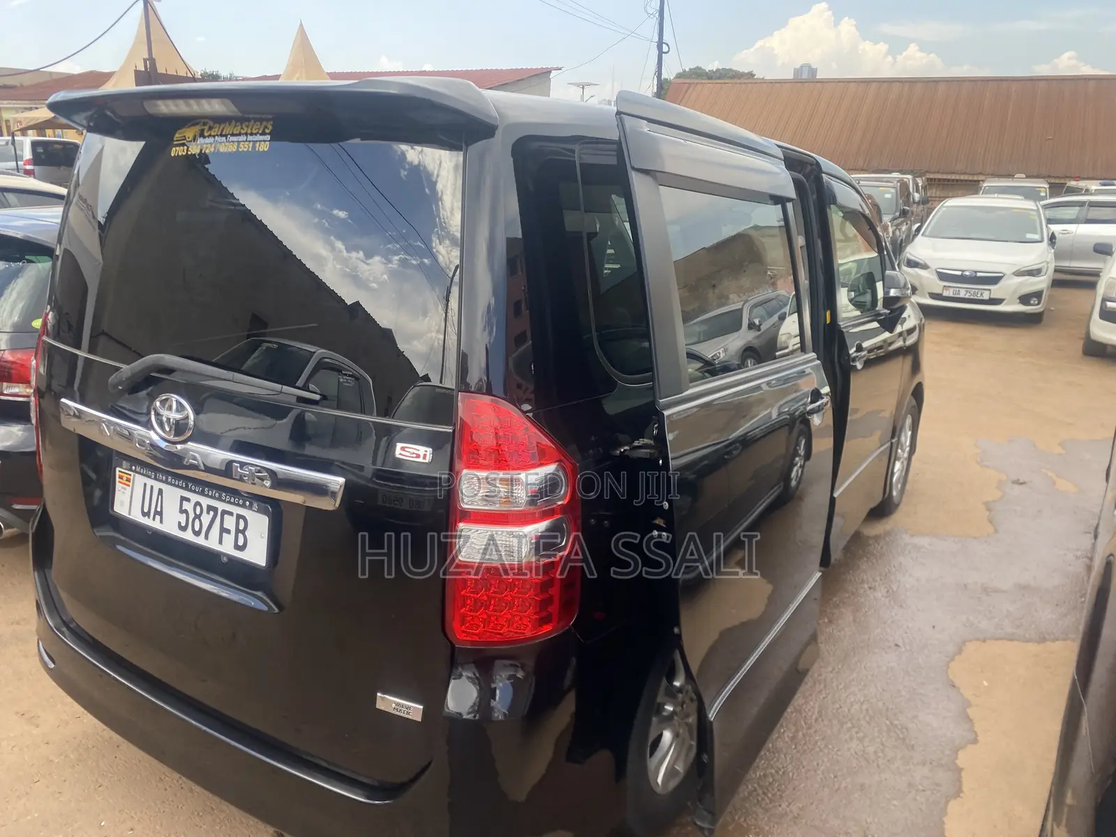 Toyota Noah 2015 Black