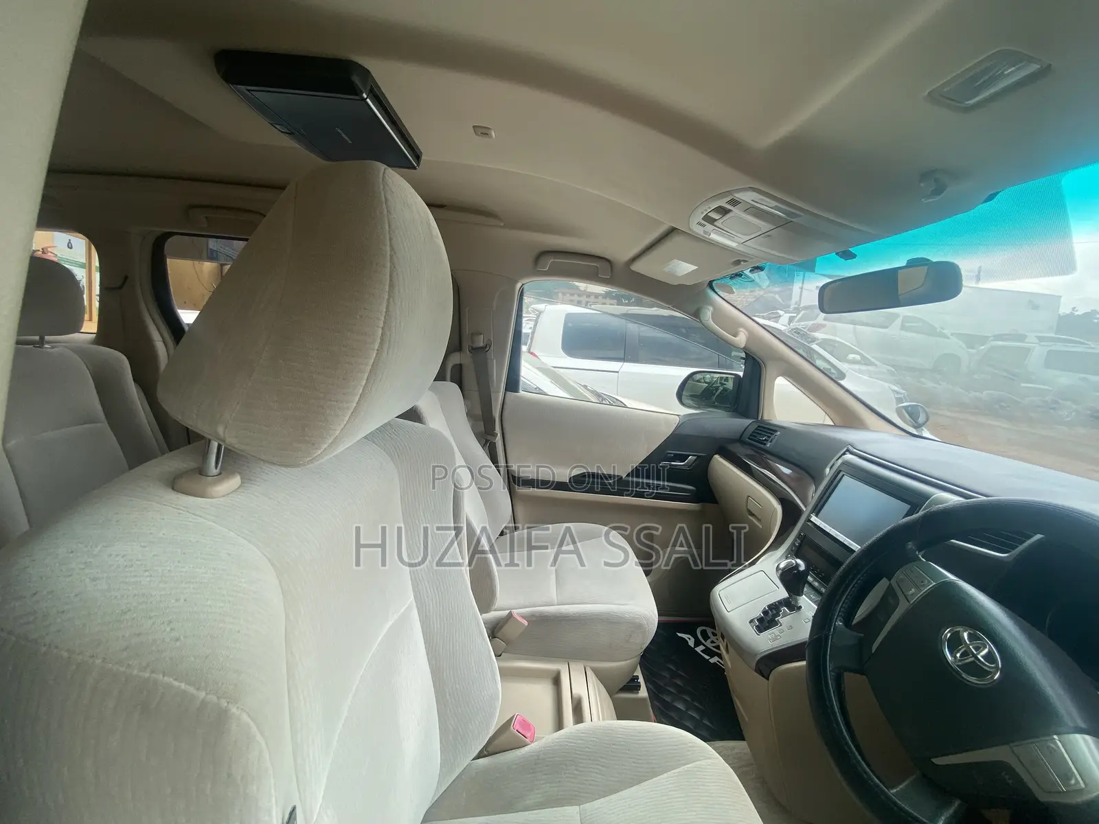 Toyota Alphard 2015 Silver