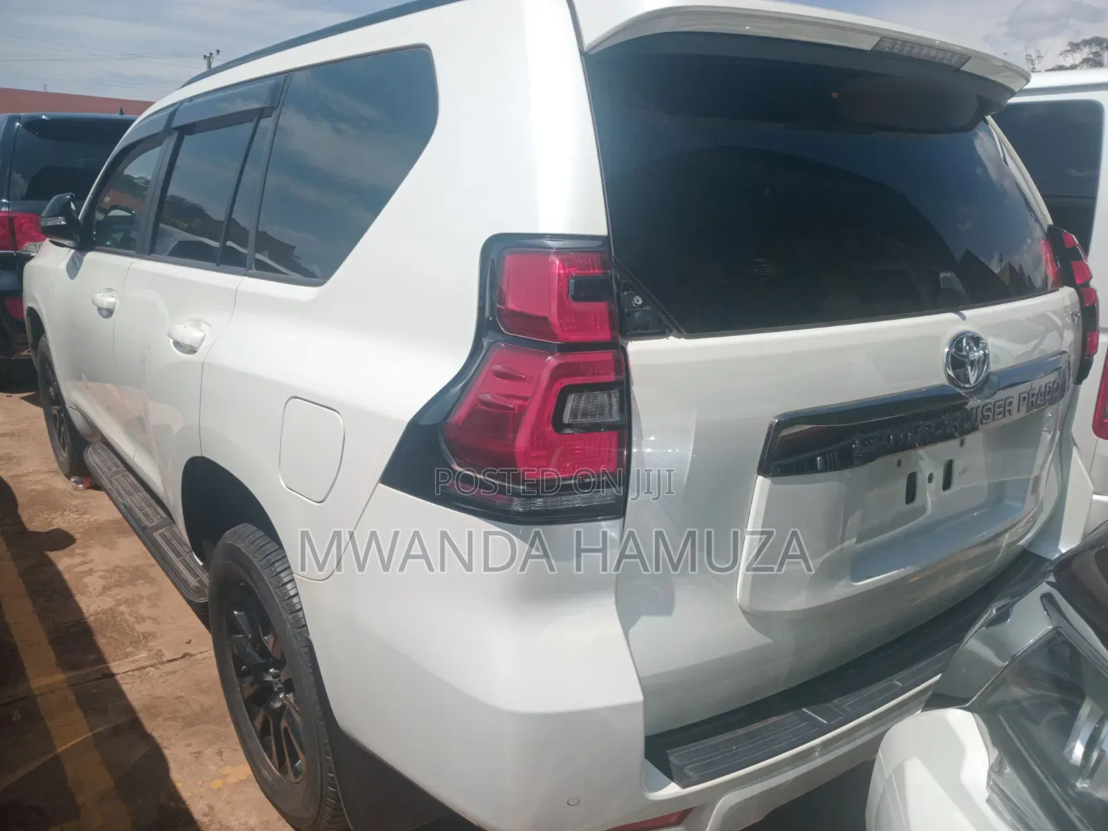 Toyota Land Cruiser Prado 2021 White