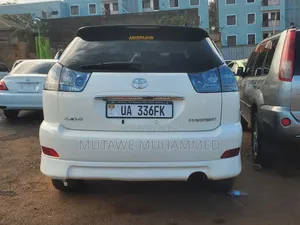 Toyota Harrier 2010 White