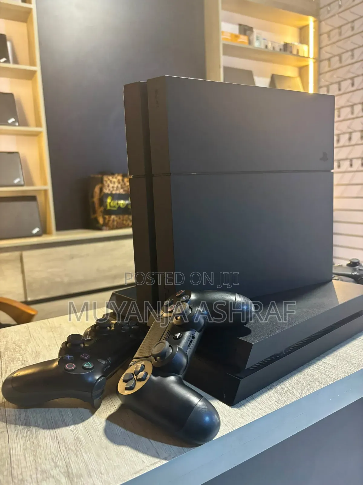 Play Station