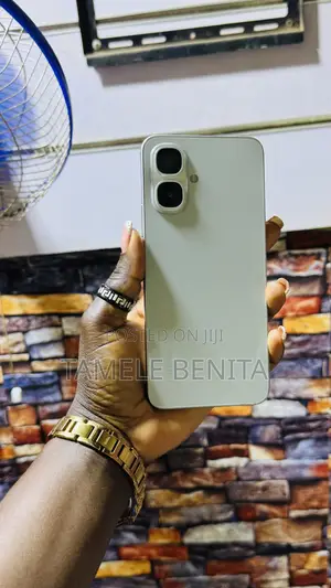 Infinix Smart 10 128 GB Silver
