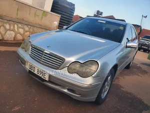 Mercedes-Benz C200 2006 Silver