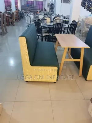 Restaurant Lounge Sofa With Table