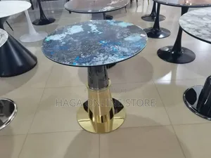 Modern Small Round Tables