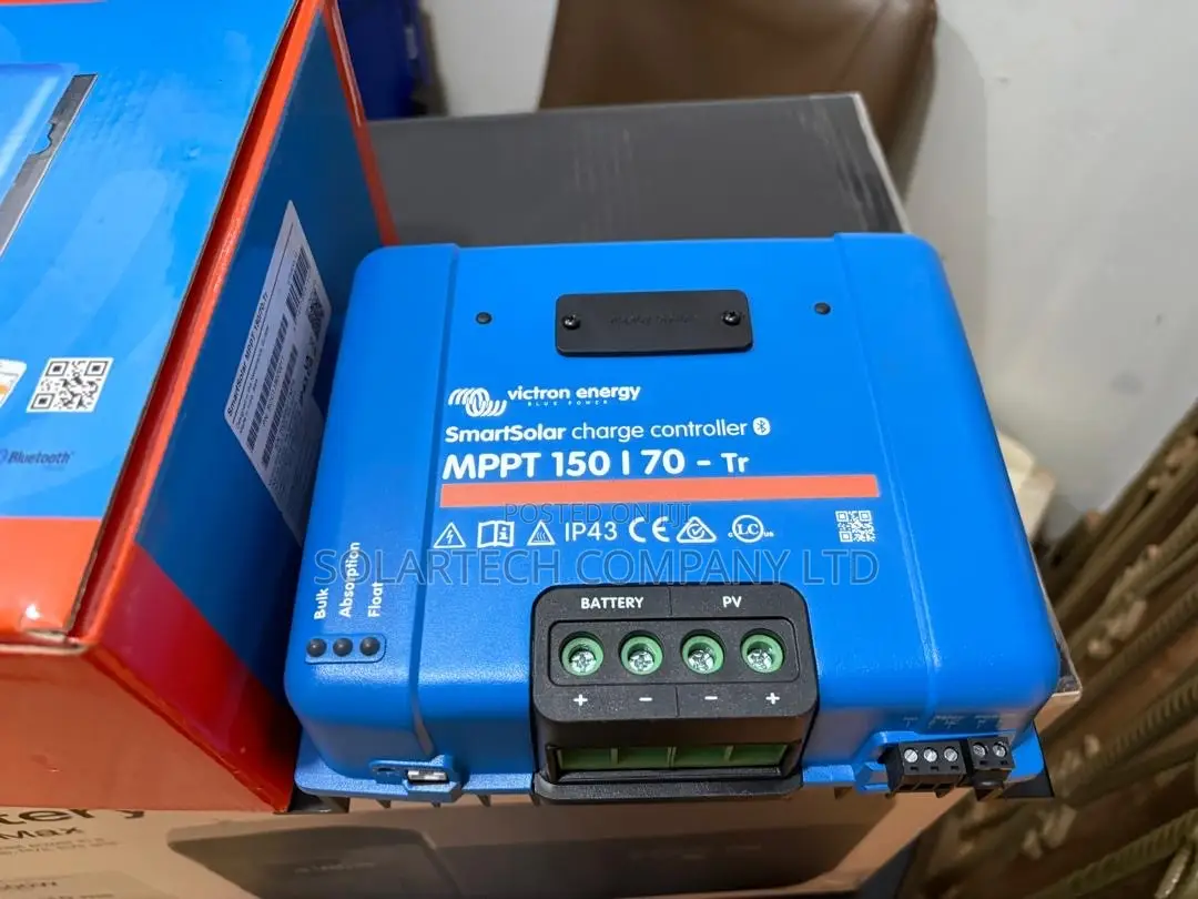 Victron 150V 70A SmartSolar MPPT Solar Charge Controller in Blue