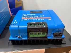 150V 70A Victron SmartSolar MPPT Controller for Solar Systems in Blue