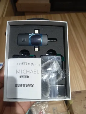 F11-2 Wireless Microphone