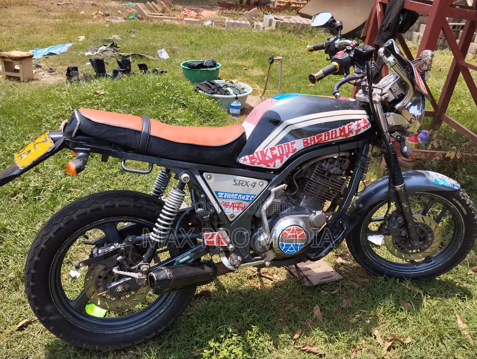 Yamaha 2012 Black