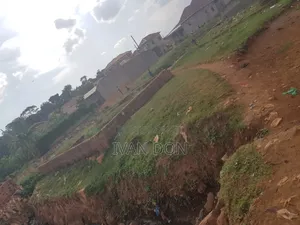 Plot for Sale in Namugoona, 40-30ft