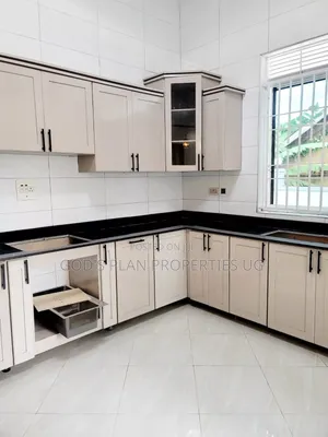 Studio Apartment in Mengo Estate, Central Division for rent