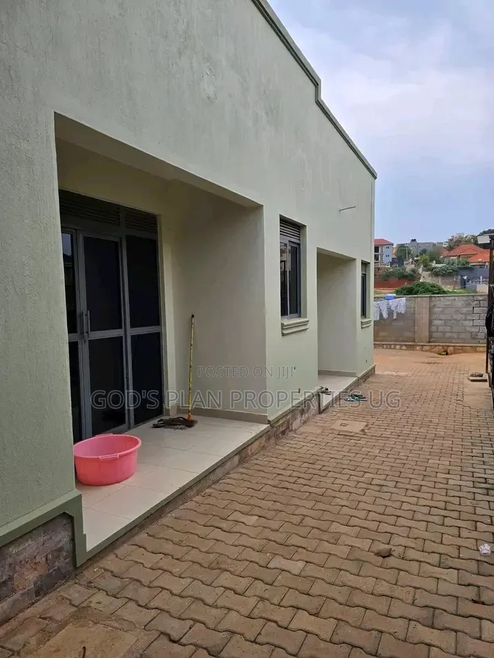 Studio Apartment in Mengo Estate, Central Division for rent