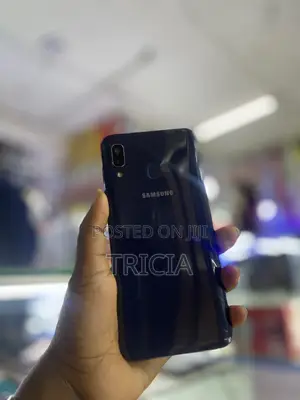 Samsung Galaxy A20 32 GB Blue