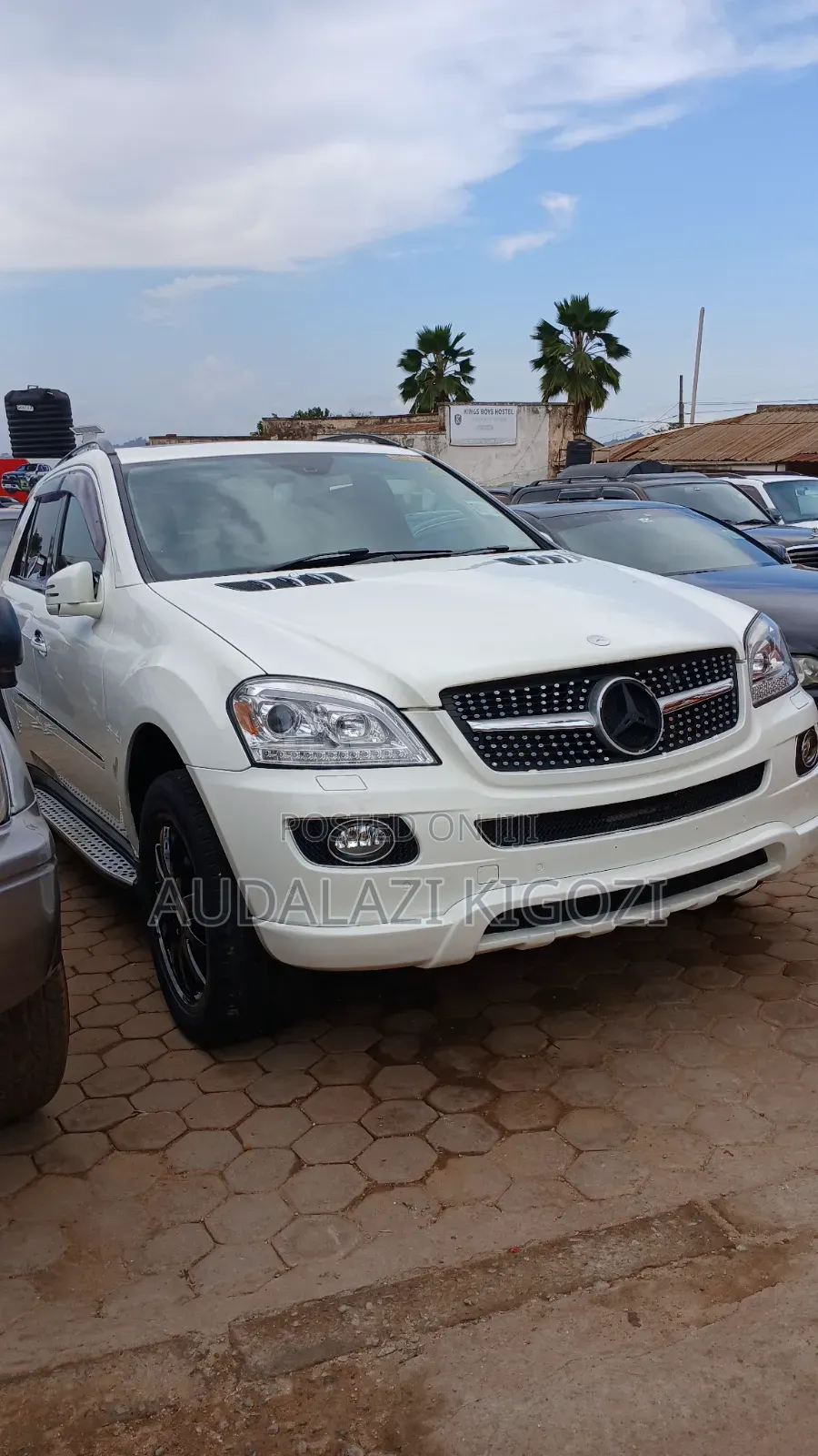 Mercedes-Benz M Class 2011 White