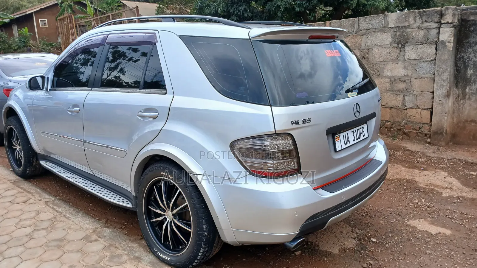 Mercedes-Benz M Class 2011 Silver