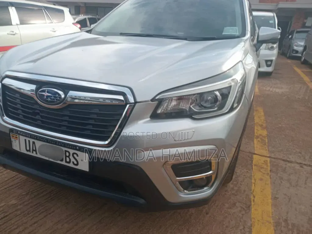 Subaru Forester 2018 Silver