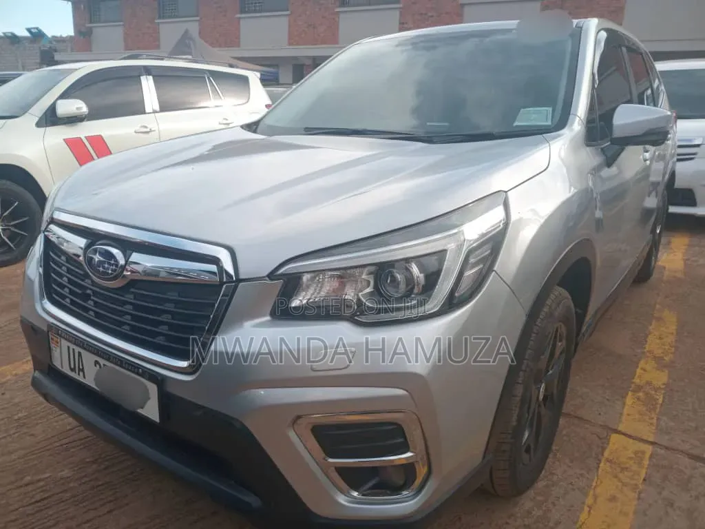 Subaru Forester 2018 Silver